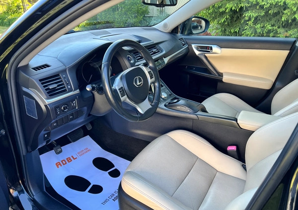 Lexus CT cena 49000 przebieg: 185000, rok produkcji 2012 z Puławy małe 352